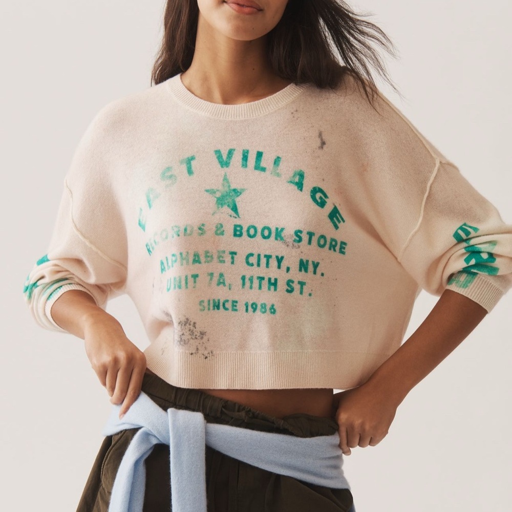 Pilcro Alaini “The cashmere”  sweater cropped crew neck edition.